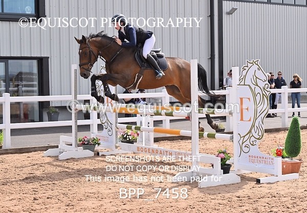 BPP_7458 - CLASS 15 FRI Senior 1.05m Open