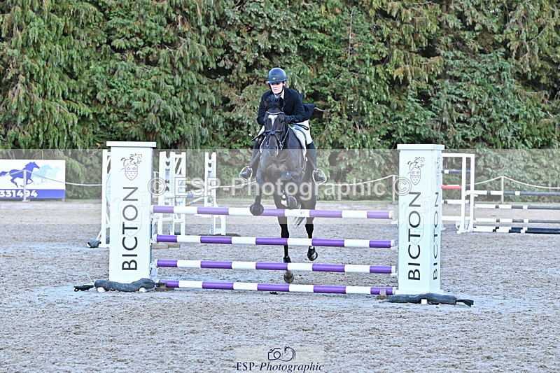 250829A-194048-03808 - Cls 12 1.05m Amateur Quali and Open