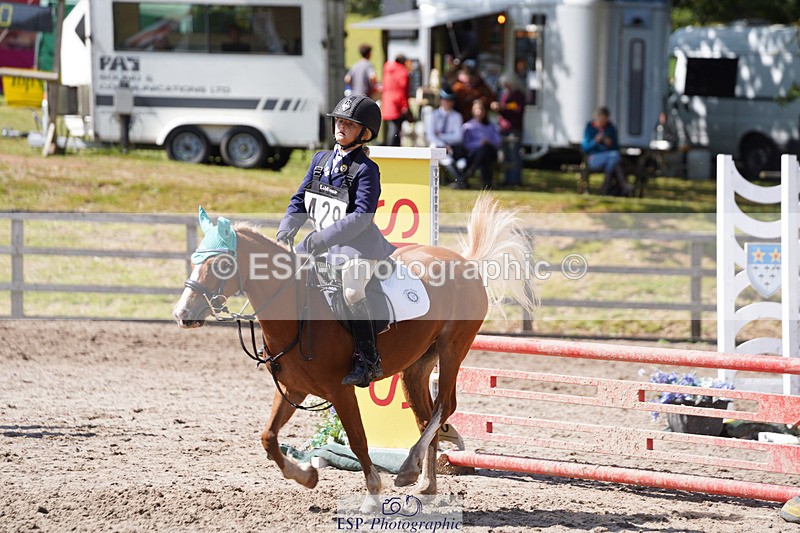 240824X-132426-27705 - 80cm Round 1 13.00 to 14.00