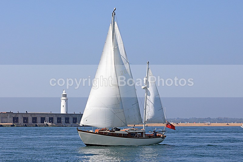 180506 UNNAMED CREAM YACHT 1Y3A9881 - Sailboats - monohull