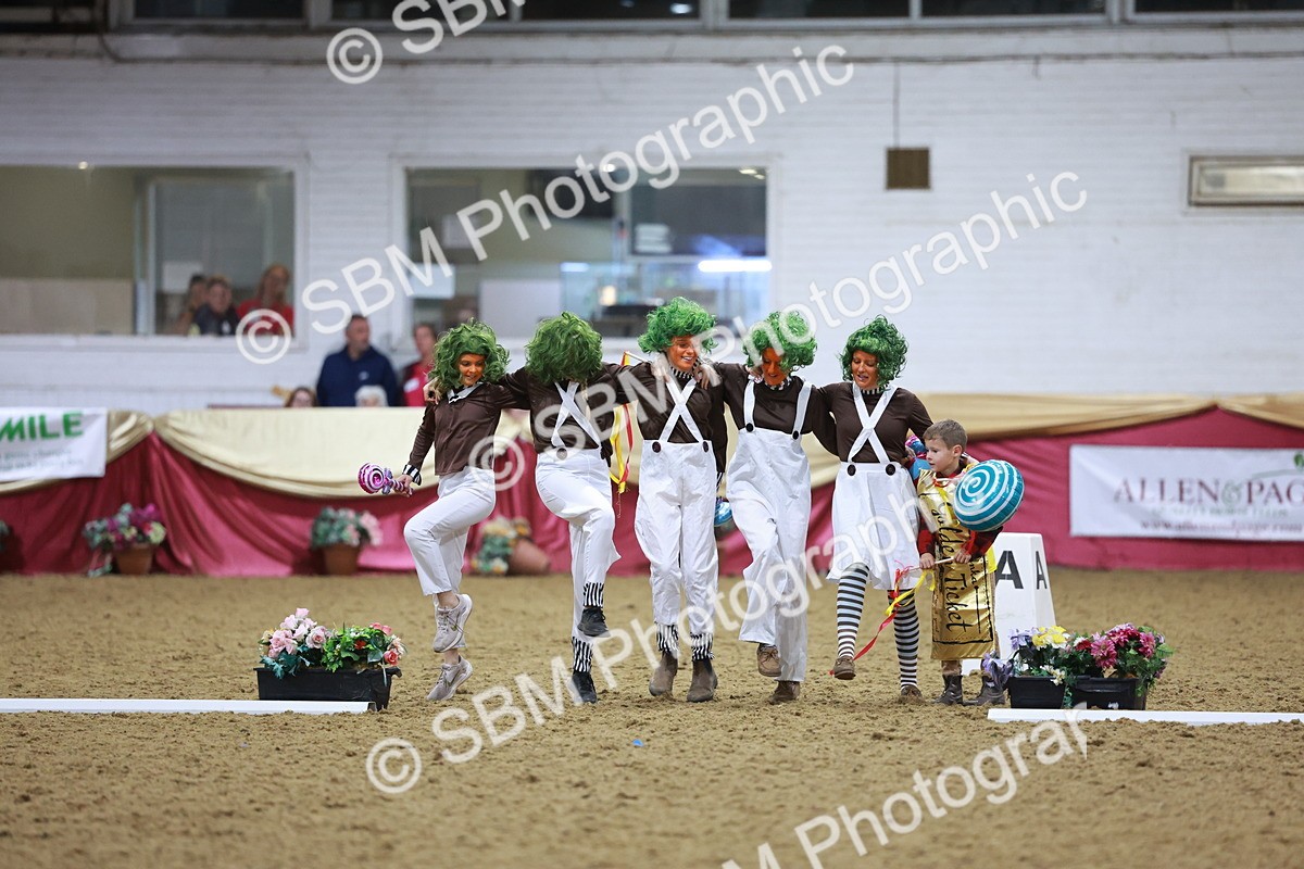 SBM_10495 - Class 62 - Strictly Fancy Dress-Age