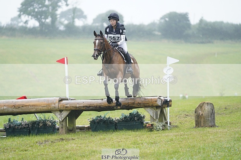 240901A-151550-10637 - 557-Sophie.Walker-ALL.ABOUT.IMAGE