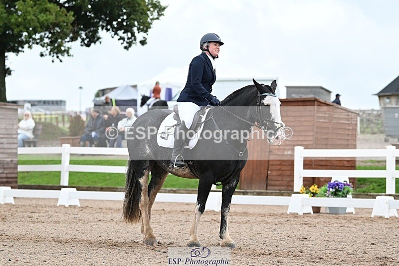 250907-123705-08379 - 061-christine.harrisonRed.Flair