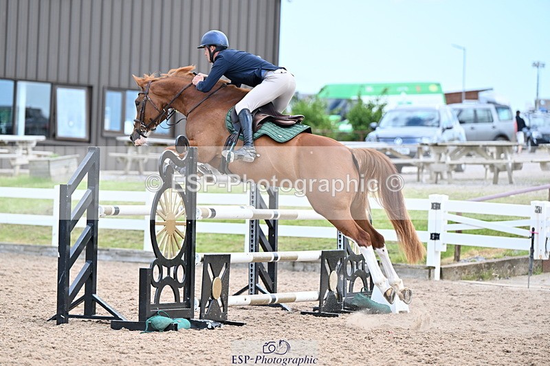 240605A-124818-00401 - Cls 3 Snr 1.05m Open