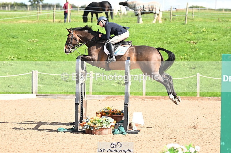 240913A-122852-04368 - Cls 15 Snr Foxhunter