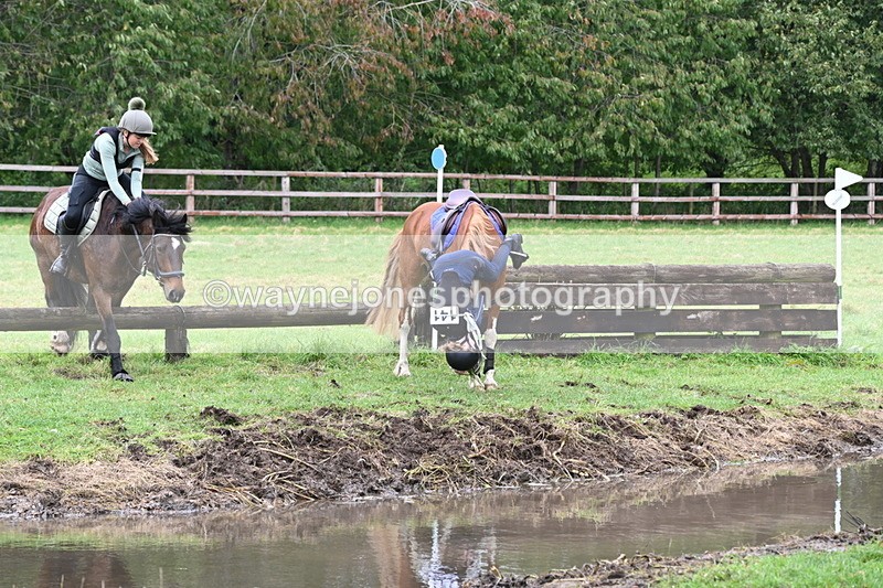 WJ6_5869 - Time at Photographer 12:31 to 12:40