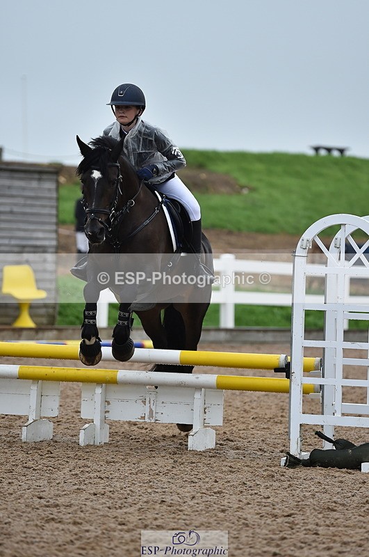 220829A-163520-00268 - 70cm Classes 3a 3b & 4