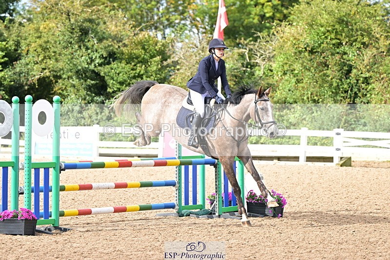 240912A-100343-00882 - Cls 8 Snr British Novice and 90cm Open