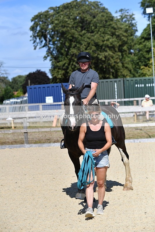 WJ5_5302 - Poles on the Floor