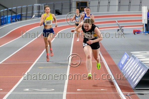 Age26SAT-916353 - Track Female Set Three