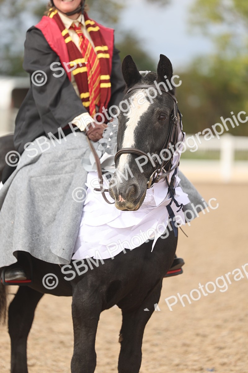 SBM_05068 - Class 21 - Fancy Dress