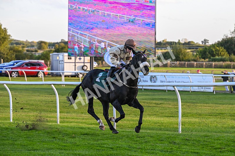 300926-Race 8-Jojo Rabbit-7191 - Race 8 5.55pm Racing Again 17th October Amateur Jockeys' Handicap