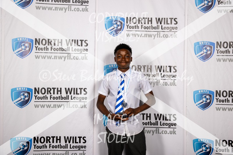 1DX30530 - Div 2 Wroughton Youth Hurricanes