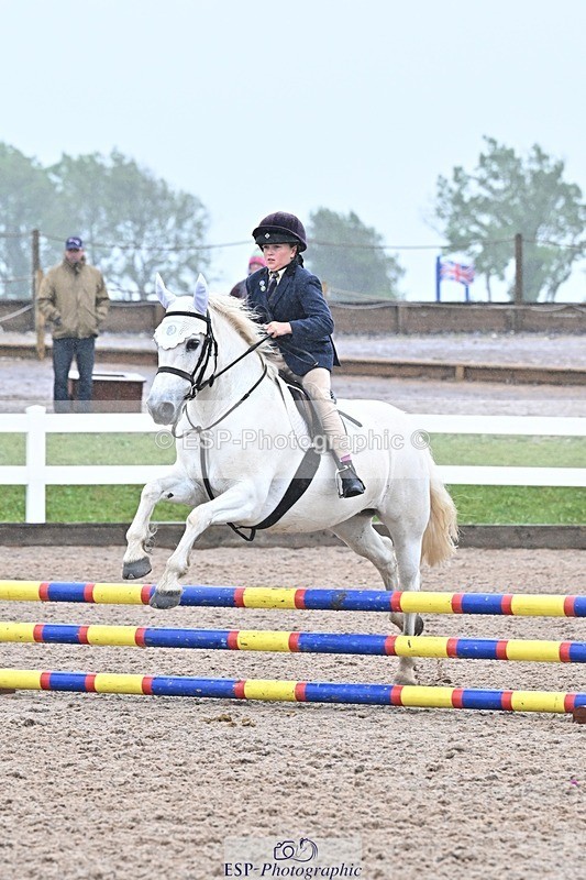 250527-160254-00140 - Clear Round and60cm