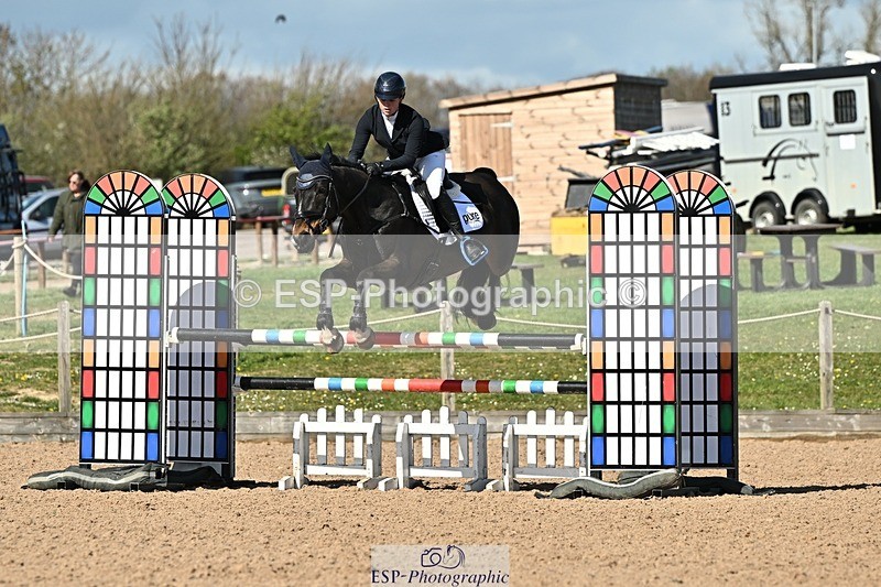 250416-154701-01820 - Cls 6 Foxhunter and 1.20m