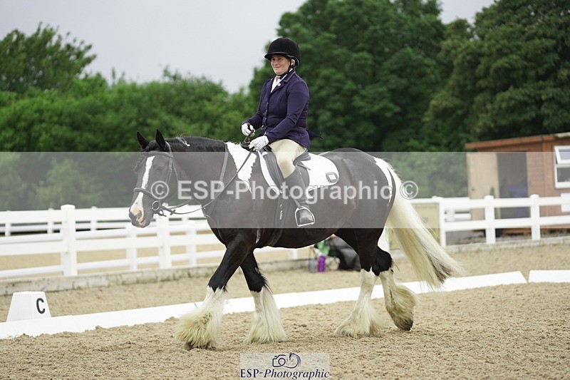 230708A-100456-00306 - Intro C