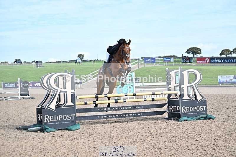 251001-121709-00152 - Cls 3 Snr 1.05m Open