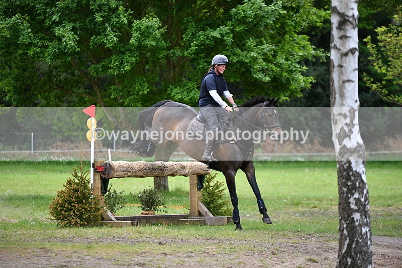 WJ5_5325 - Time 12:04 to 13:05