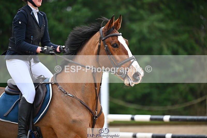 250216A-111249-02316 - Cls 9 Snr 1.05m