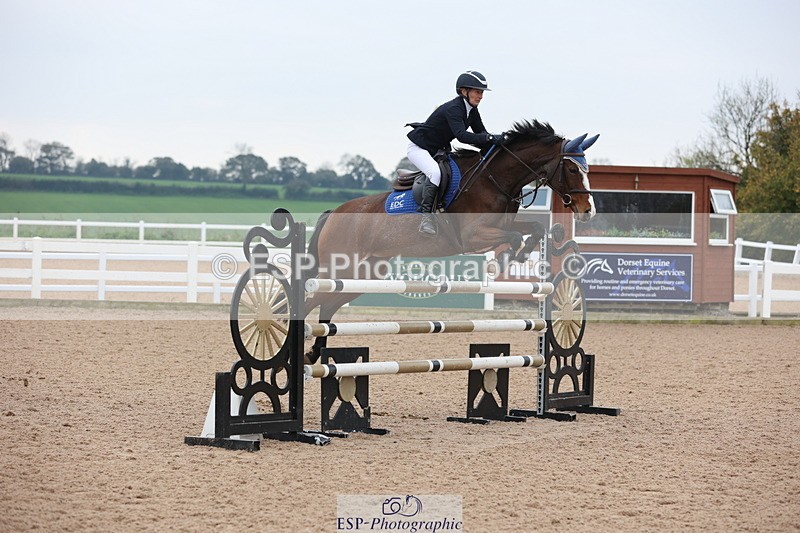 241101A-121658-01704 - FRI Cls 5 Newcomers and 1.10m Open