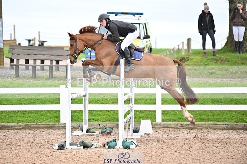 241206-123710-00767 - Cls 5 Newcomers and 1.10m Open