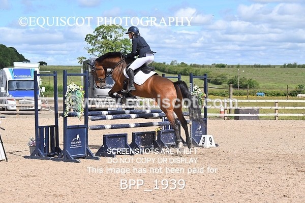 BPP_1939 - CLASS 18 SUN British Novice/ 90cm Open