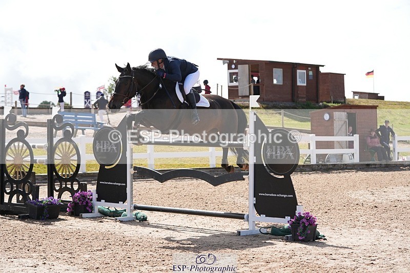 250720-103135-18796 - Cls 12, 1 Star Bronze Tour Accumulator