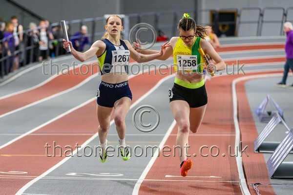 CEREL-923746 - Track Female Set One