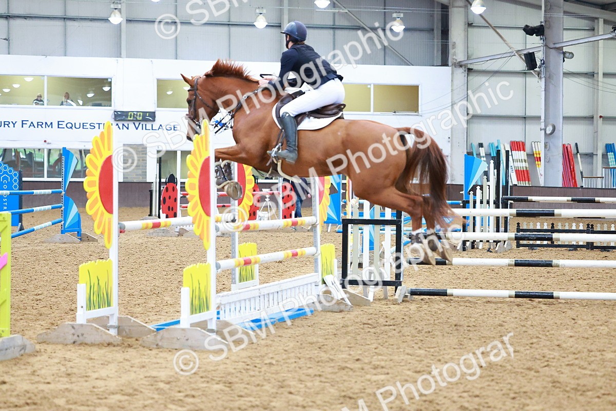 SBM_001610 - Class 4 - Senior Newcomers 1.10m