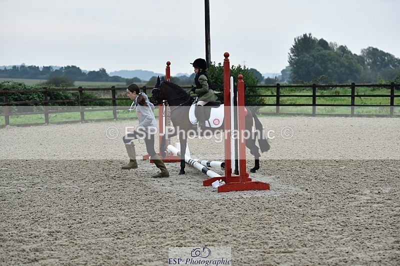 230917-090212-00122 - Cls 01 40cm LR Assisted & unassisted