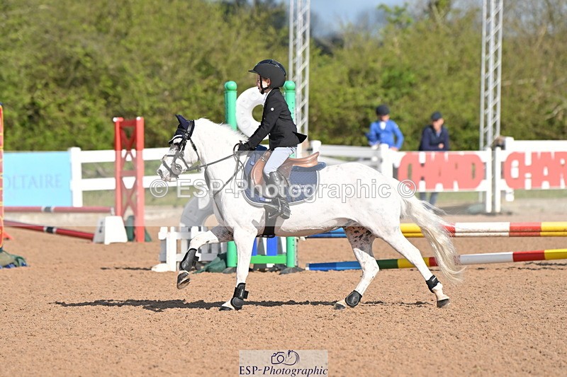 240504A-091519-00053 - Cls 11 Clear Round 50cm