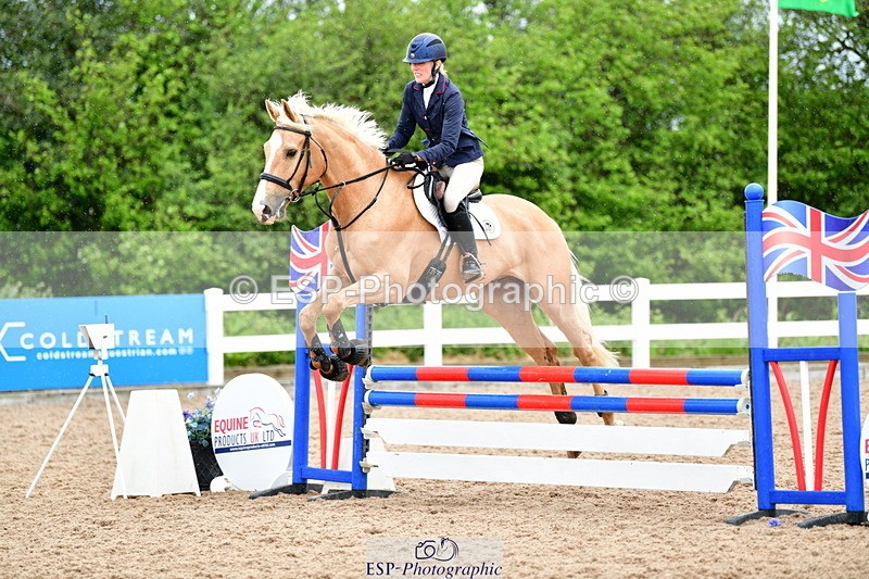 240526A-120454-07592 - Cls 31 85cm National Am Qualifier