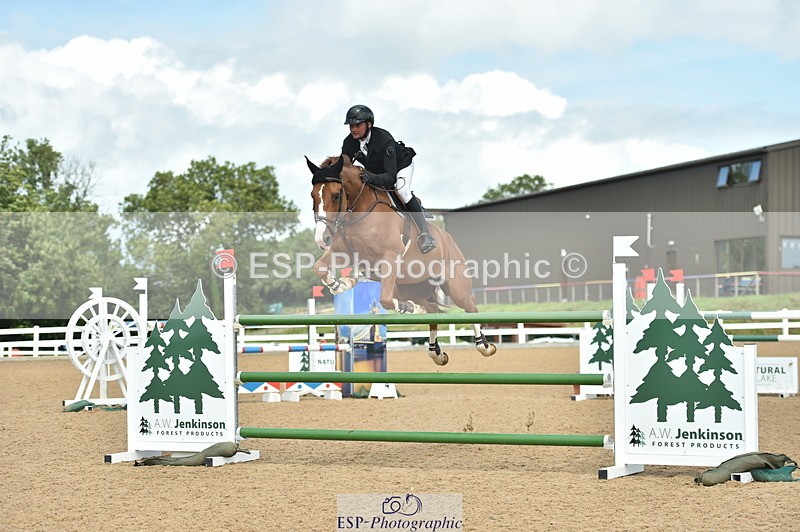 230723A-135348-12147 - Cls 24, 1 Star Gold 1.30m