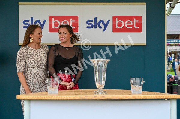 210824-Race 5-Extensio-5794 - Race 5 4.10pm Sky Bet Stayers Handicap