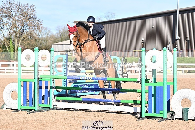 251119-125934-00411 - Cls 4 Newcomers and 1.10m Open