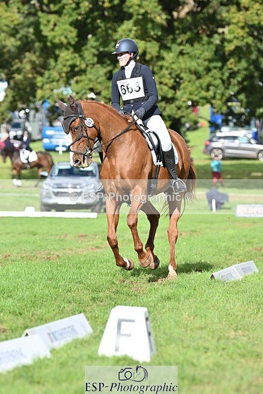 231020-141247-10849 - 663-GROOVY.GUY-Hannah.Watson-DR