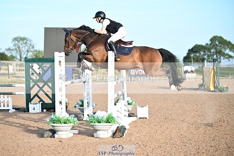 260731-192150-07124 - Cls 15 Snr Foxhunter