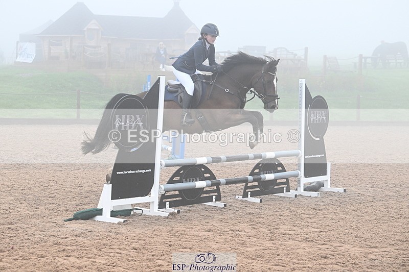 240907A-091846-00085 - Cls 1 Pony Intro 70cm