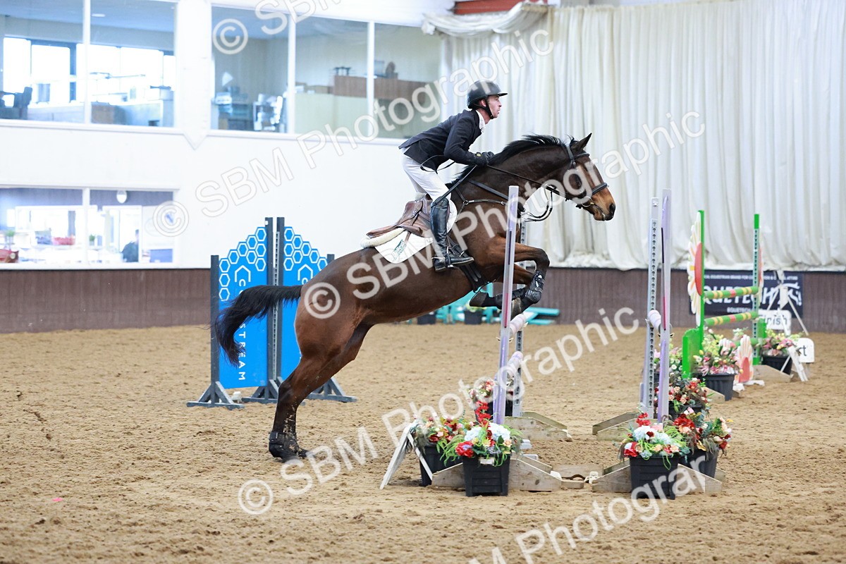 SBM_003892 - Class 11 - Senior Newcomers/ 1.10m Open