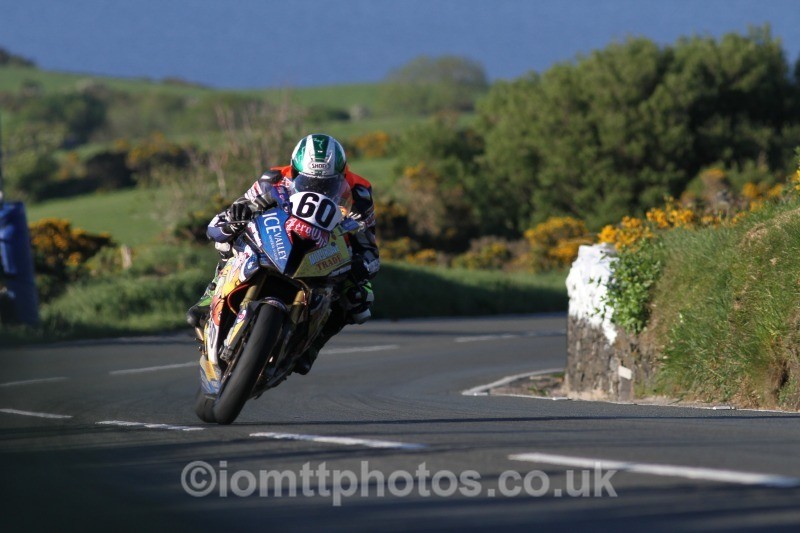 Peter Hickman* BMW / Ice Valley by Motorsave Trade - Monday Practice Solos
