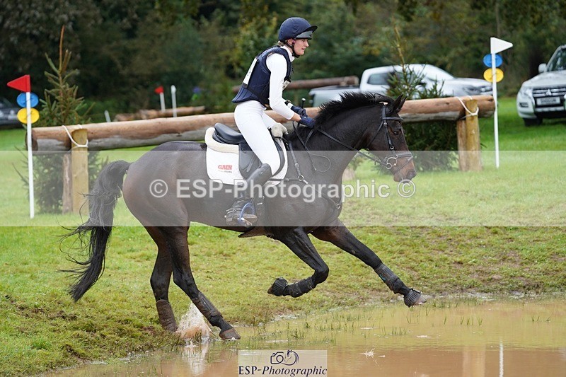 231021-115034-15630 - 645-COOLEY.CORPELLO-Francesca.Swallow-SC+XC