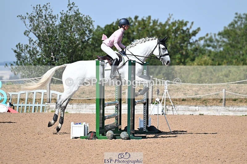260722-103600-00200 - Cls 2 Brit Nov + 90cm Open