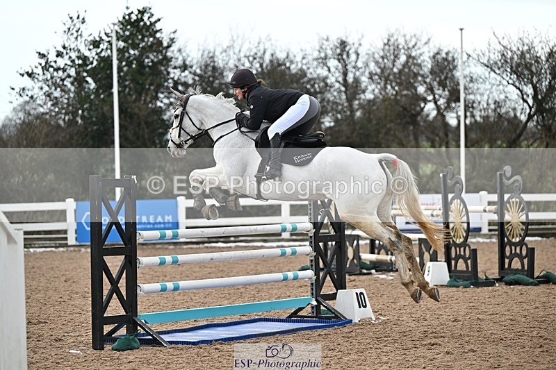 250111-133958-00467 - Cls 12 Newcomers and 1.10m Open