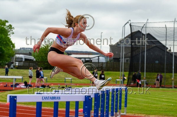Natopener26-918634 - Track Female