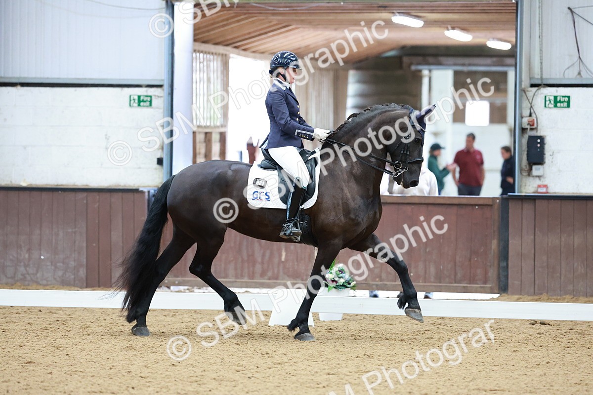 SBM_005886 - Class 3 - Medium 6 - 14.40-15.52