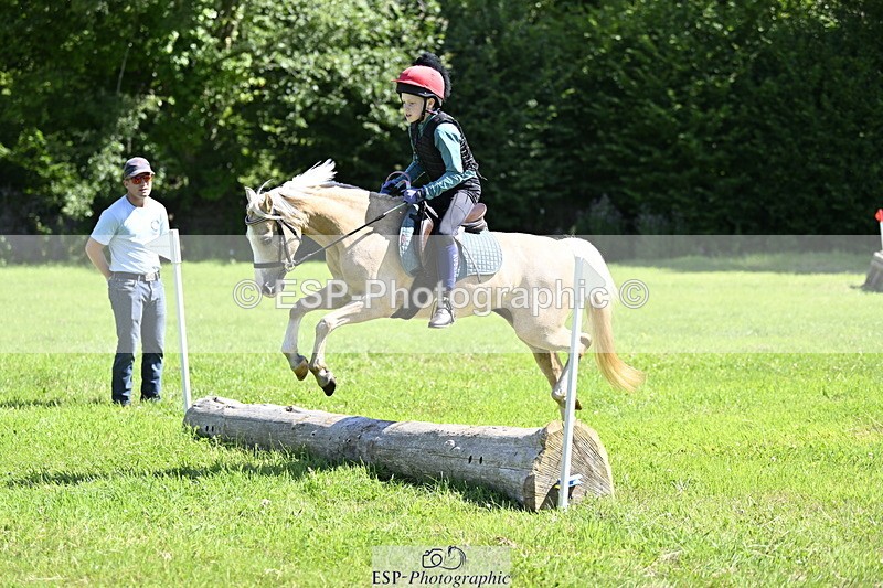 240728B-104652-00697 - Theo's Group XC