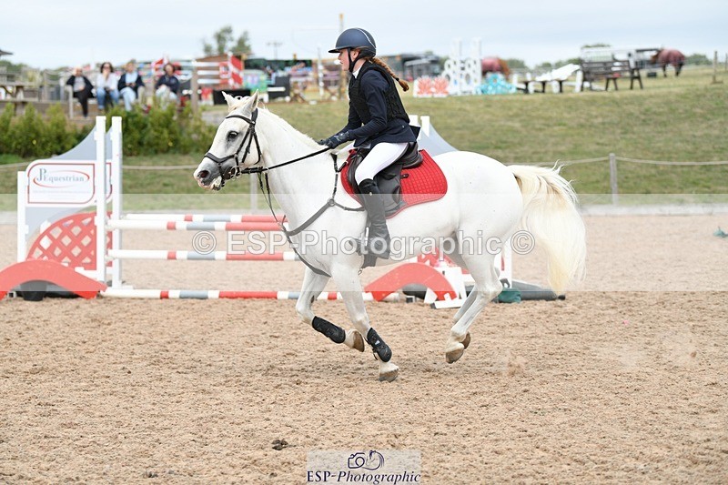 250807-132725-01184 - 80cm Round 2