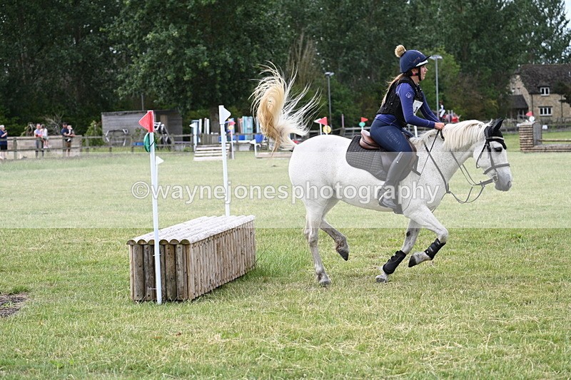 WJ7_5170 - 60cm XC Time 10:17 to 10:49