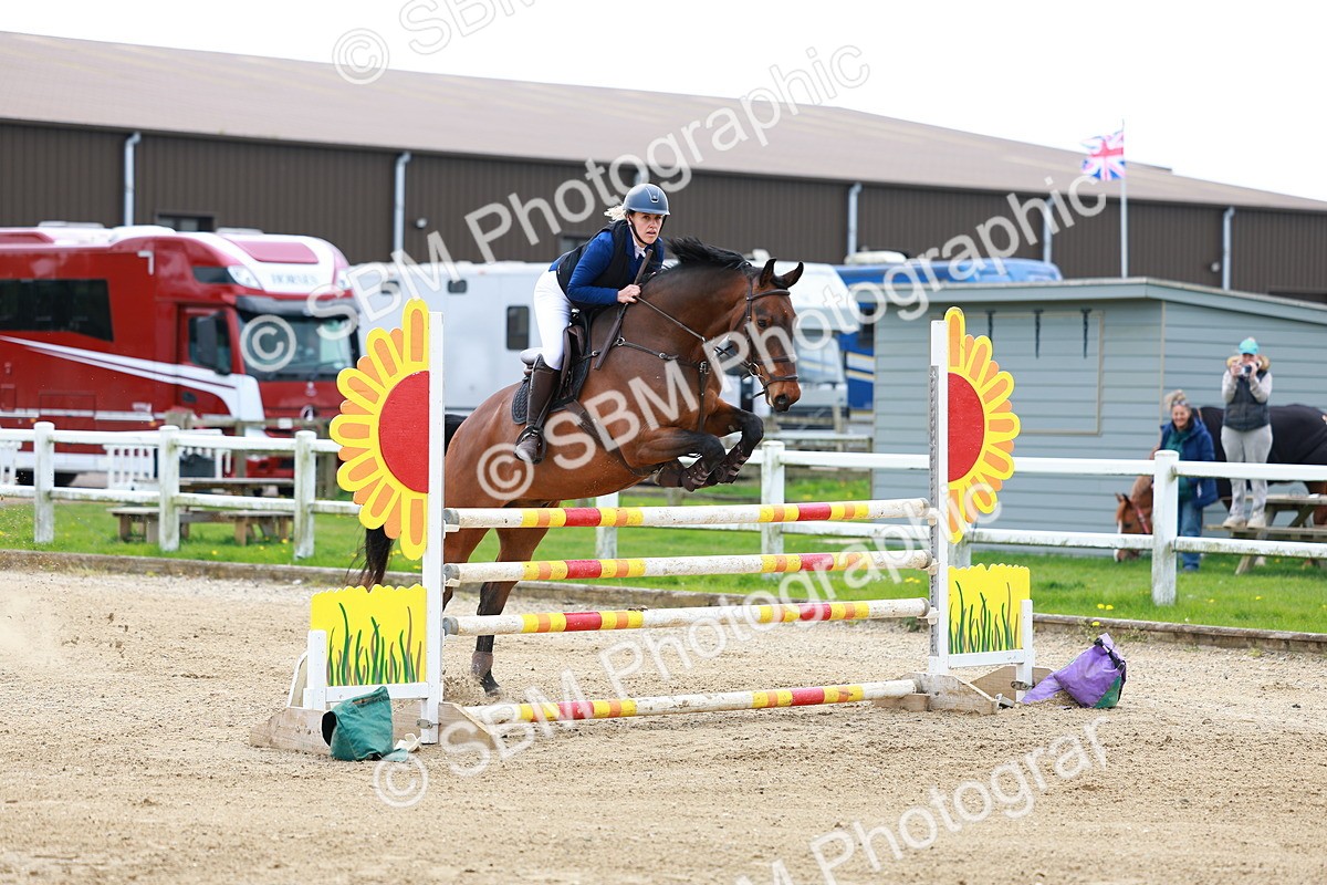 SBM_002273 - Class 10 - Senior Newcomers - 1.10m