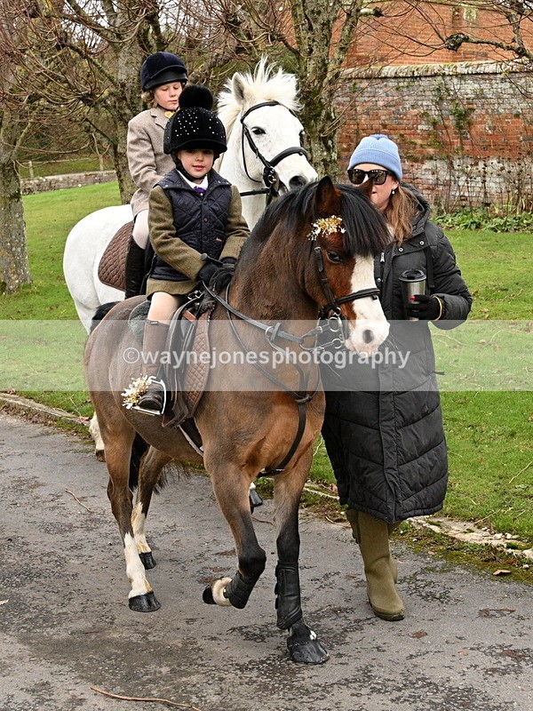 WJ7_9128 - Berks & Bucks Lead Rein - Hendred House 22-12-14